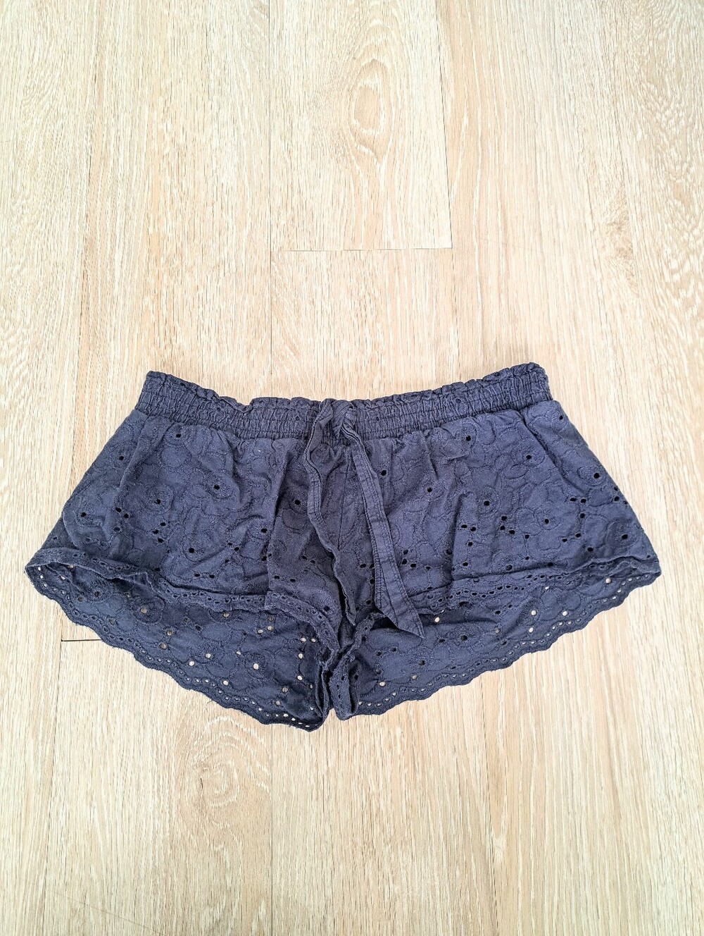 Gilly Hicks Navy Blue Eyelet Sleep Shorts Sz S